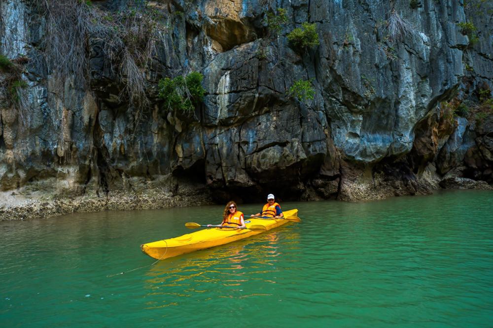 Halong et Lan Ha : quelle baie choisir pour découvrir le golfe du Tonkin ?